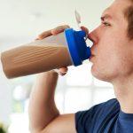 What to eat before a swim
