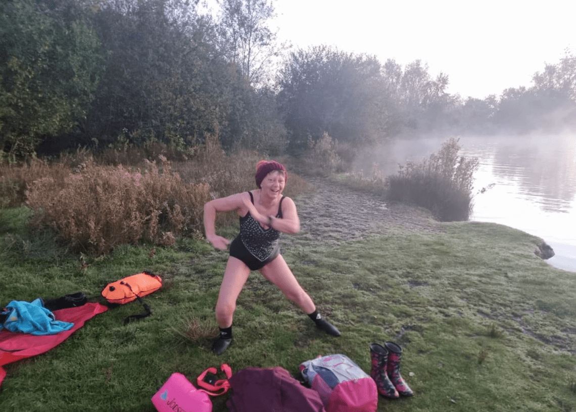 How to warm up after a cold swim